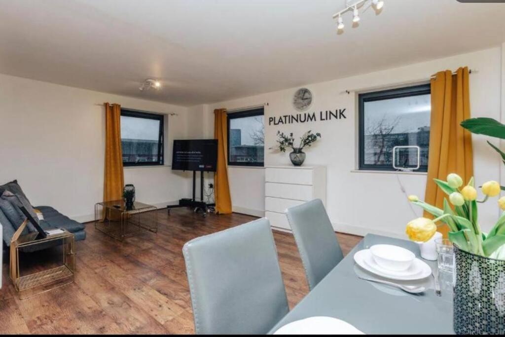 Sl Luxury 2 Bed Broad St Home Birmingham Extérieur photo