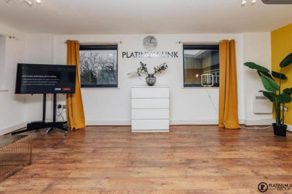 Sl Luxury 2 Bed Broad St Home Birmingham Extérieur photo