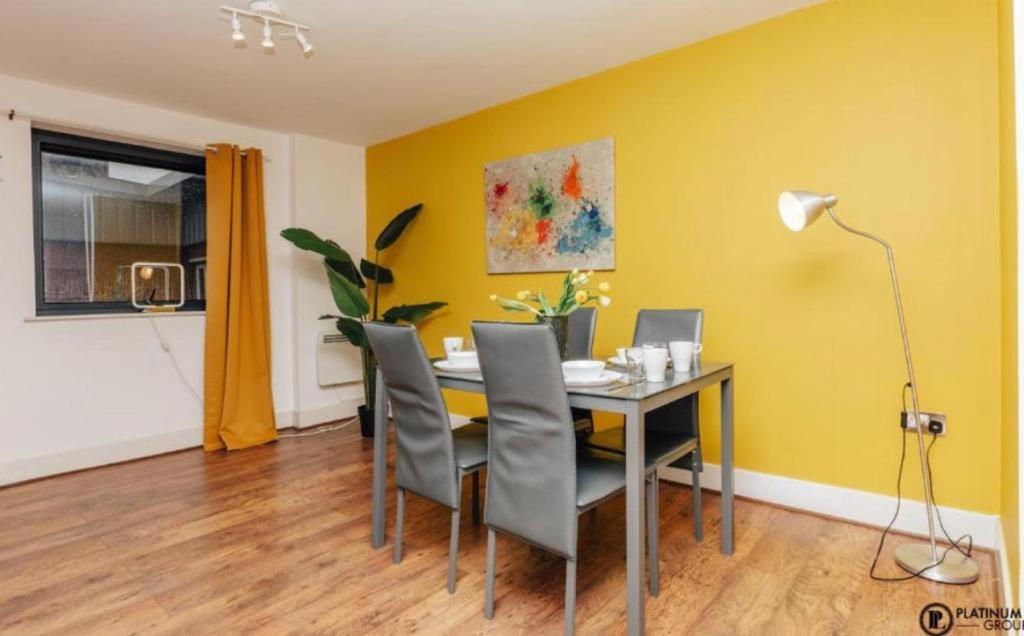 Sl Luxury 2 Bed Broad St Home Birmingham Extérieur photo
